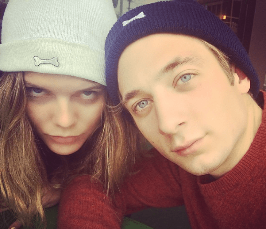 Emma Greenwell and Jeremy Allen White