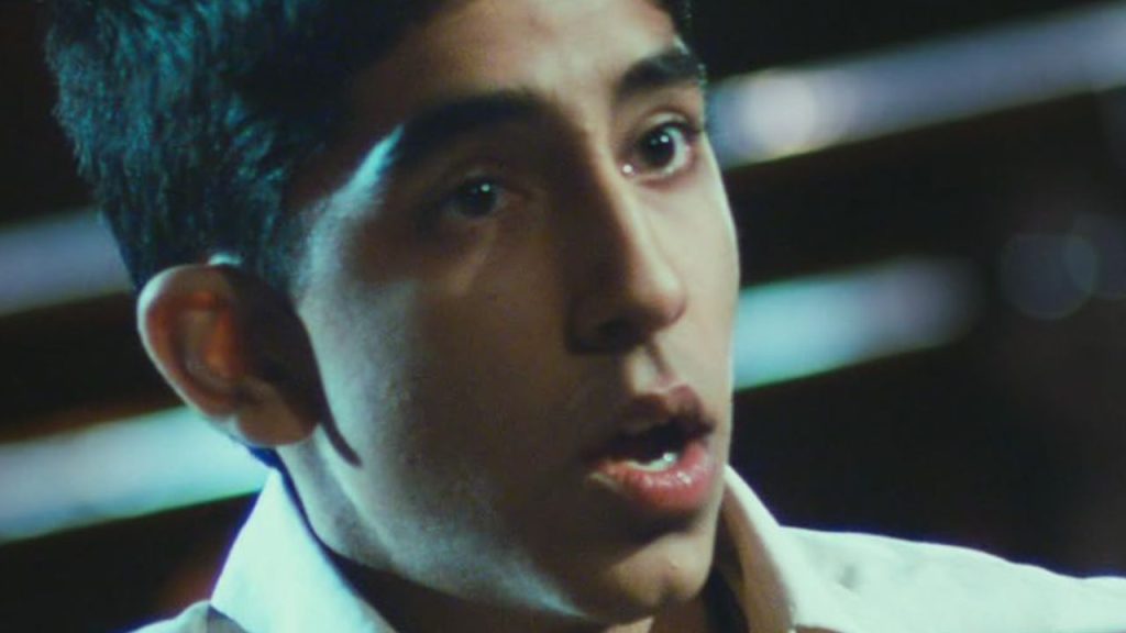 7 Best Danny Boyle Movies, Ranked According to IMDb 12 A still from Slumdog Millionaire