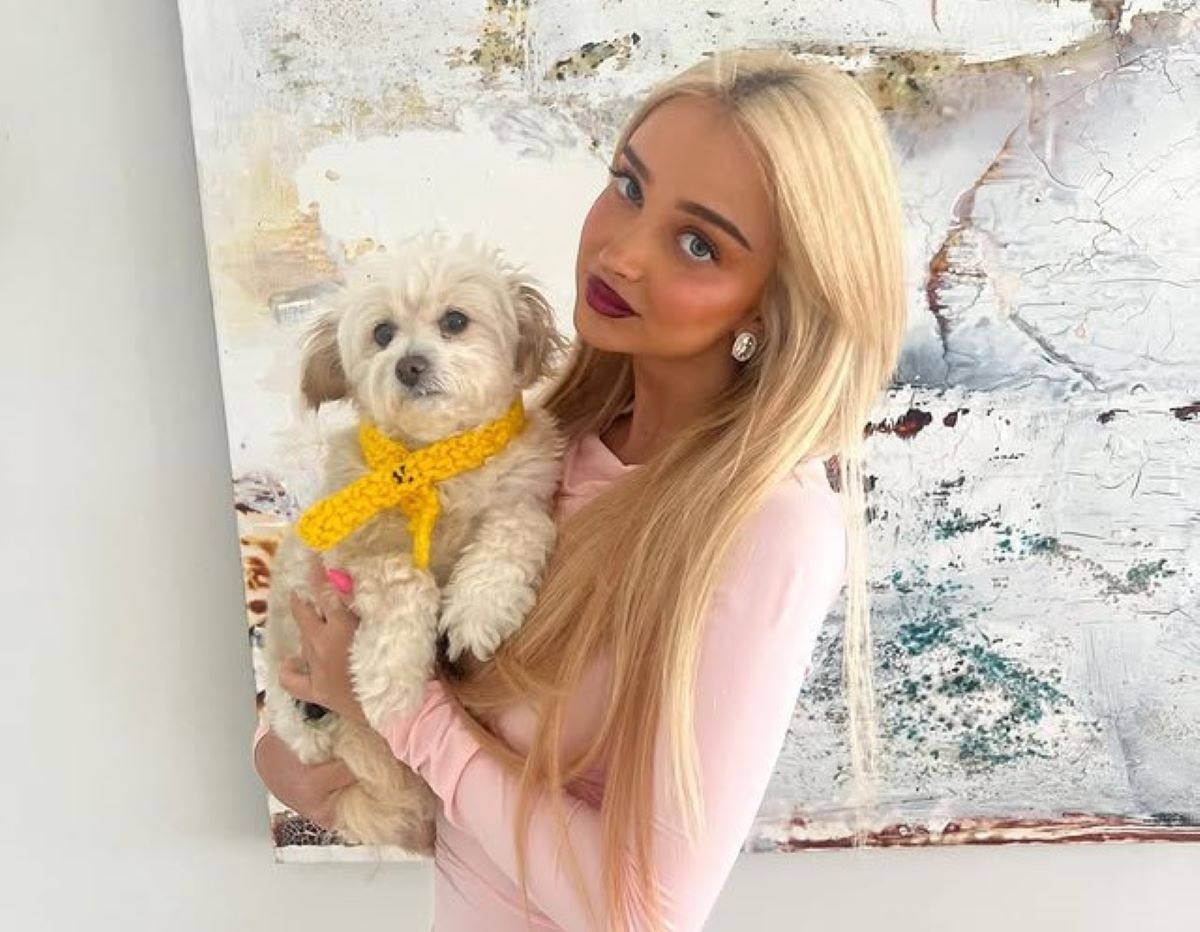 David Dobrik Snapped With Blonde Bombshell Youtuber’s New Mystery Woman Emma Pillemer Is a