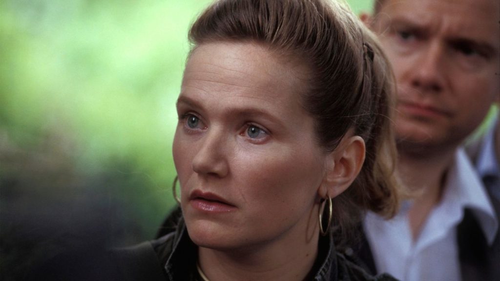 Jessica Hynes looking surprised in Shaun of the Dead