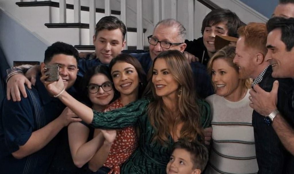 Modern Family cast |