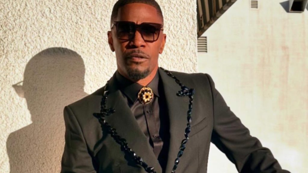 Jamie Foxx wearing a suit