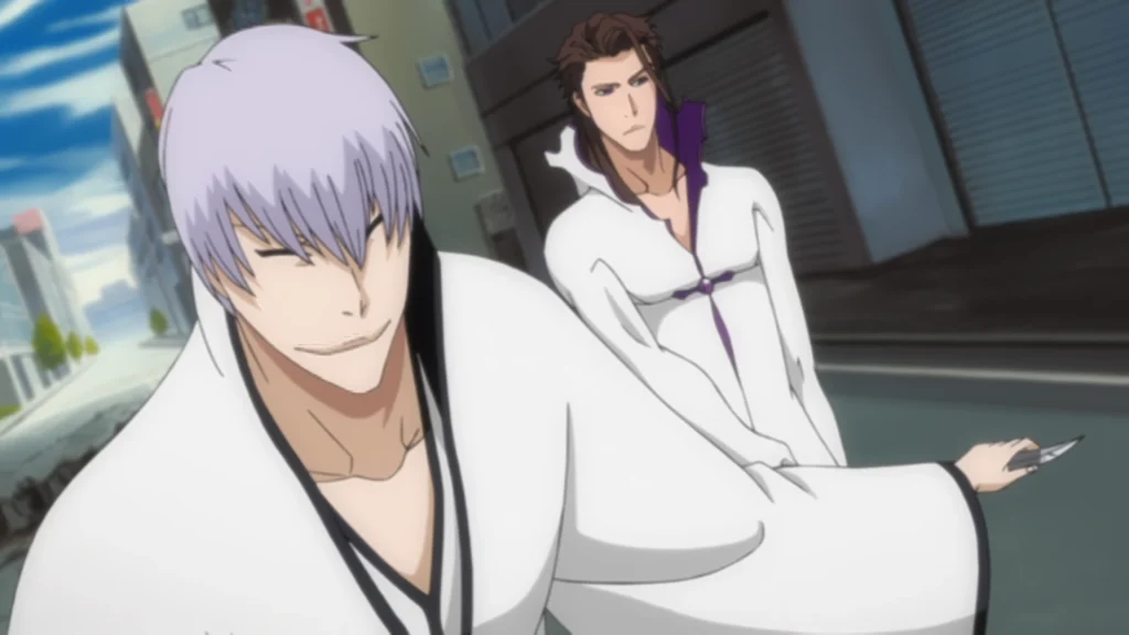 Bleach: Was Aizen Lying to Gin After He Tried to Take His Life? 1 Gin and Aizen walking