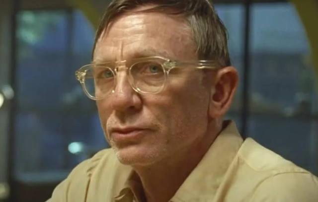 Daniel Craig as Lee in the movie Queer.