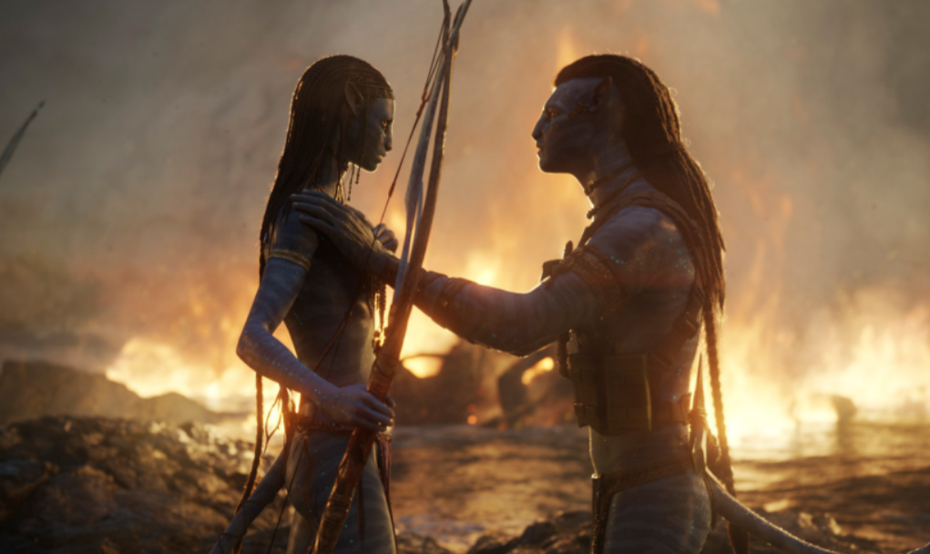 Neytri and Jake Sully in the film Avatar: Fire and Ash.