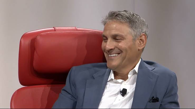 Ari Emanuel shared his public support for Ryan Reynolds and Blake Lively 