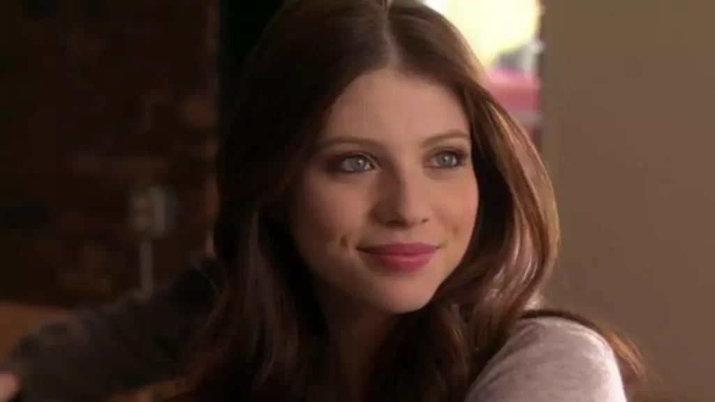 Michelle Trachtenberg in a still from Gossip Girl