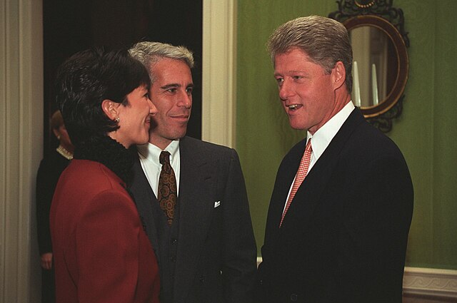 Jeffrey Epstein and Ghislaine Maxwell meet President Bill Clinton.