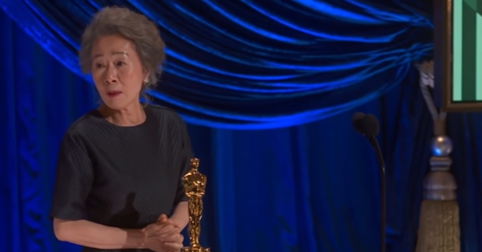 Yuh-Jung Youns wins an Oscar and gives a speech. 