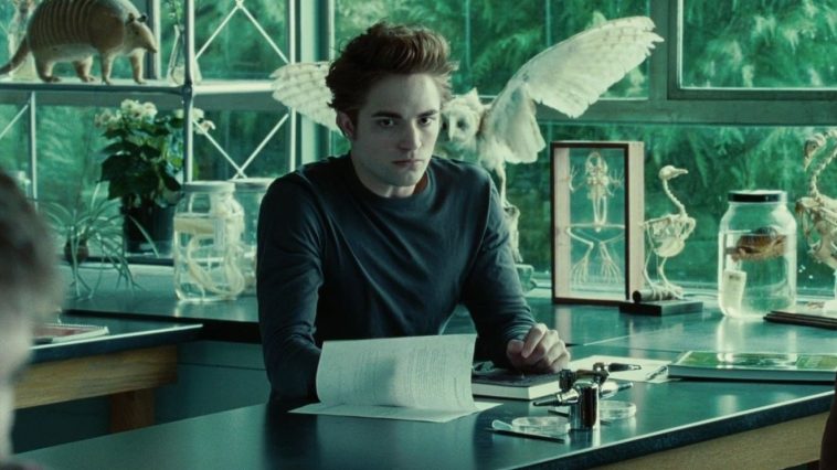 It's Not Because Bella Was on Her Periods: Robert Pattinson's Disgusted