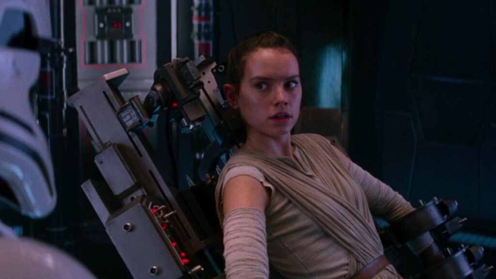 Daisy Ridley looking sideways in Star Wars: Episode VII - The Force Awakens