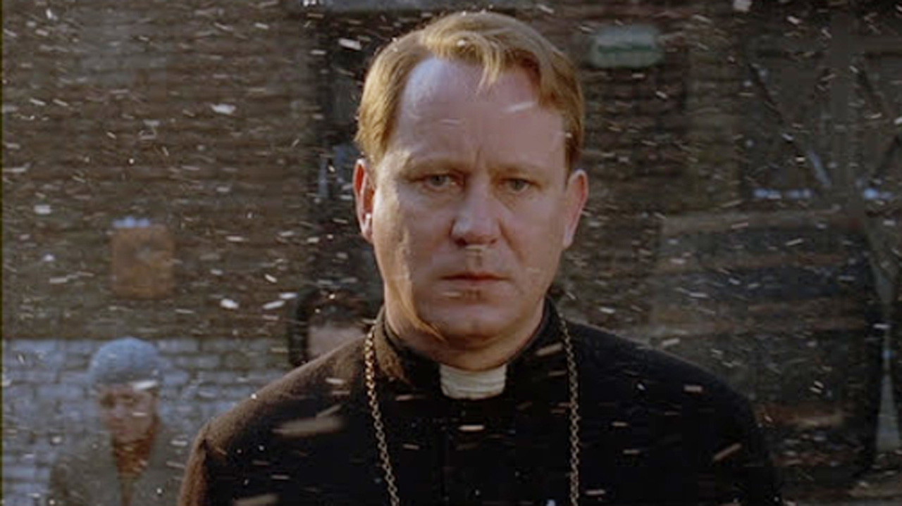 stellan skarsgard dominion-prequel to the exorcist