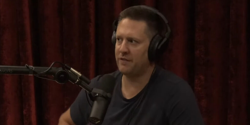 neill blomkamp joe rogan