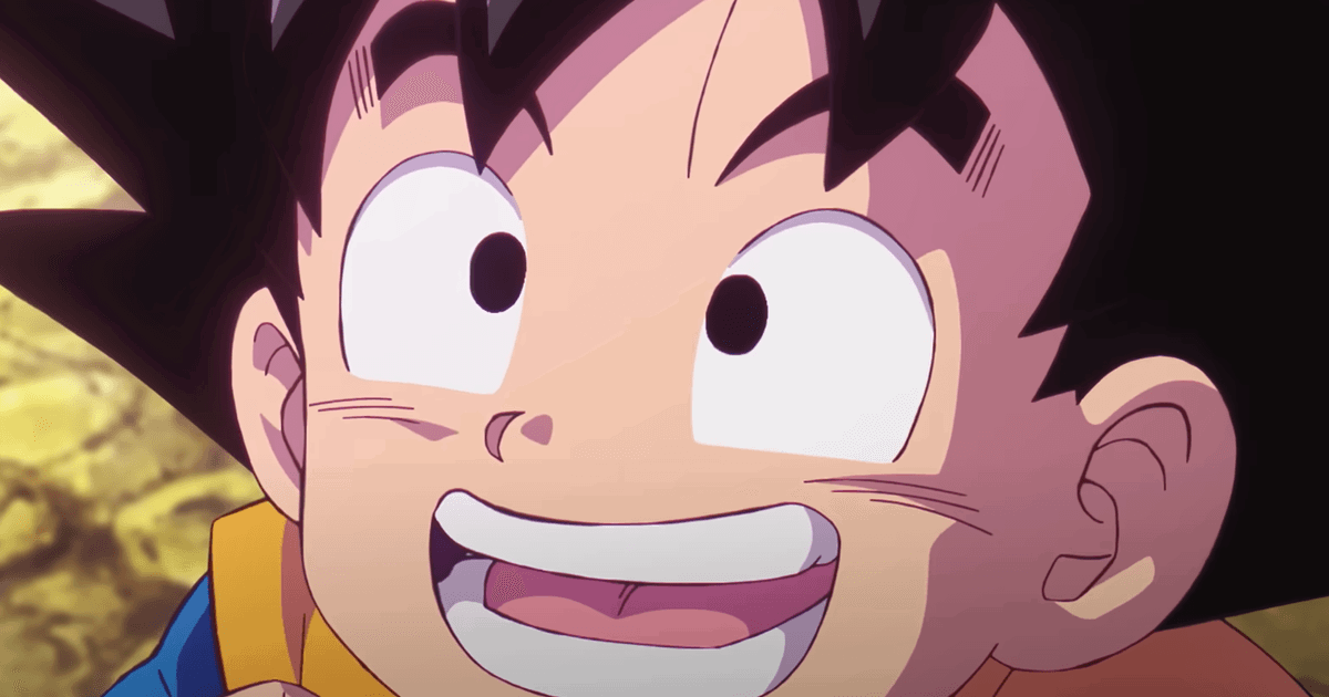 Goku's smaller appearance smiling in Dragon Ball DAIMA. 