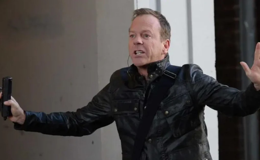 Kiefer Sutherland as Jack Bauer 