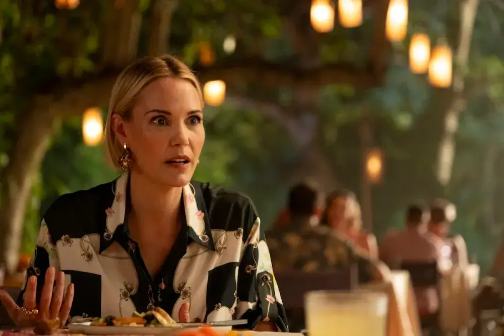 leslie bibb in The White Lotus, Season 3.