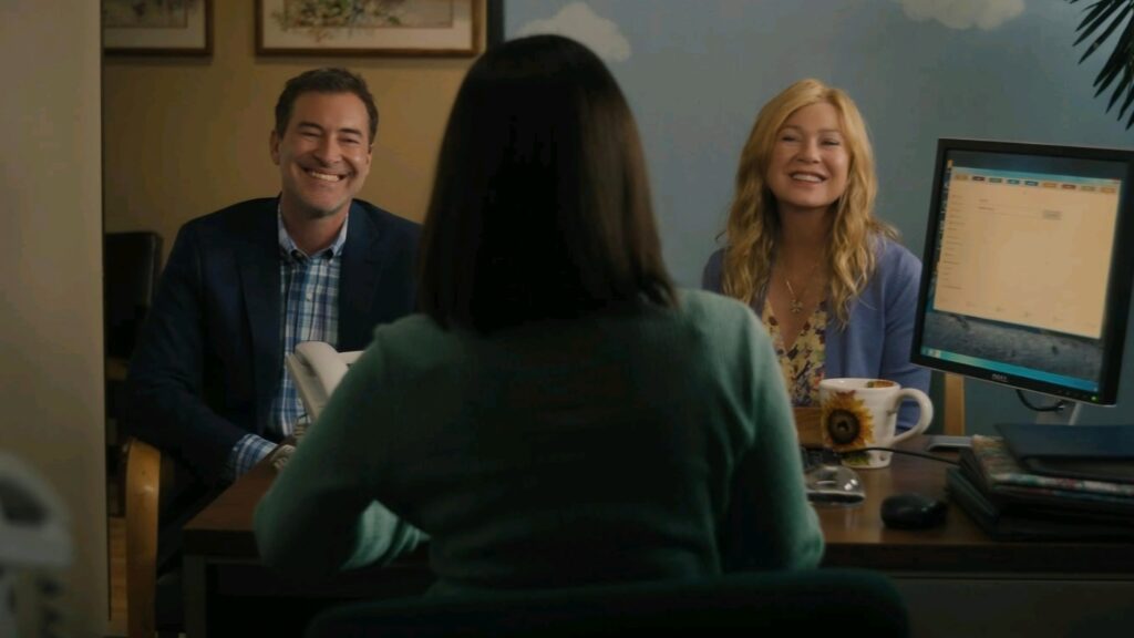 Ellen Pompeo and Mark Duplass stars in Good American Family (2025) | Image via Hulu