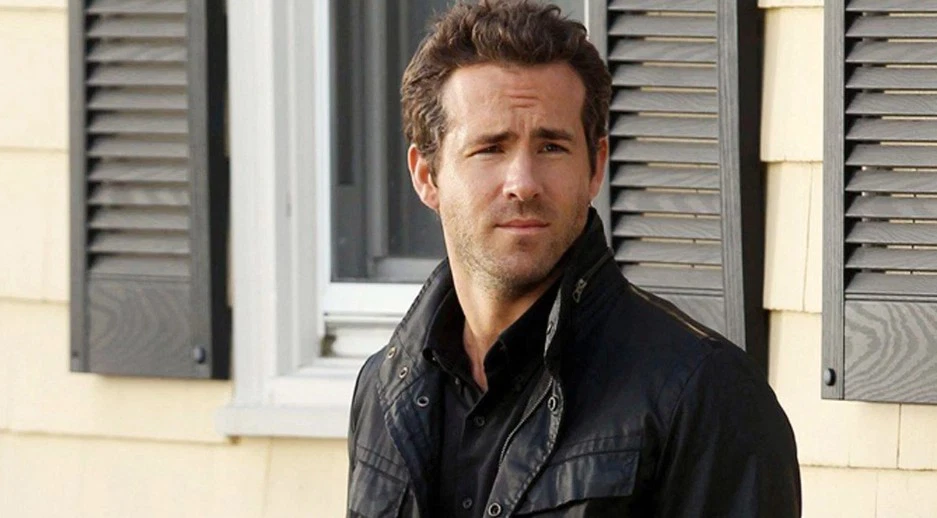 Ryan Reynolds in R.I.P.D. 