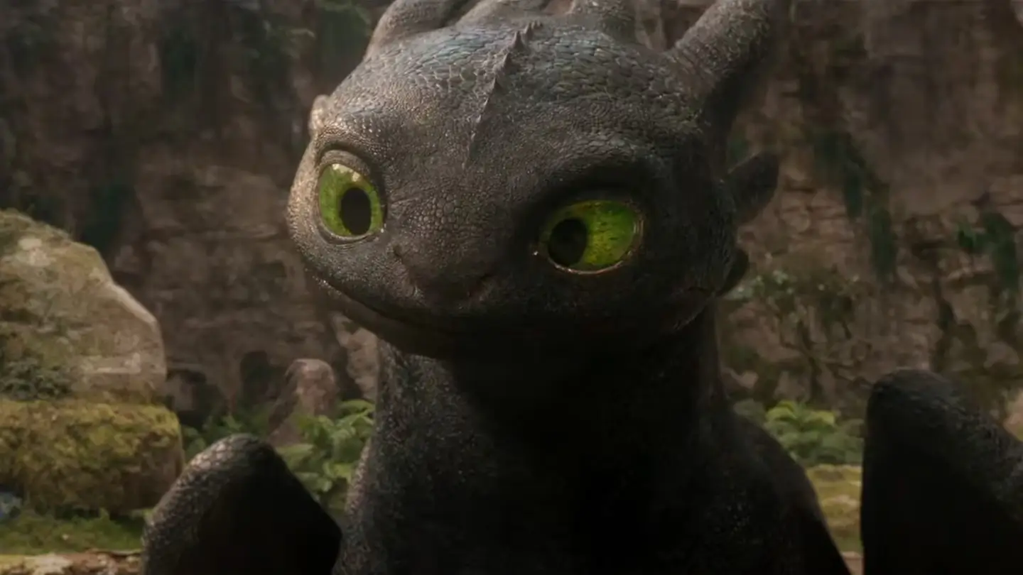 A still of Toothless from How to Train Your Dragon (2025)