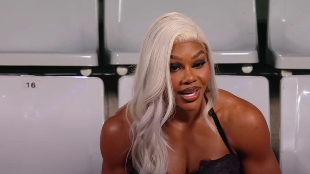 Jade Cargill talking to somebody