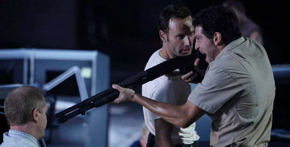 Dale’s flawed death remains one of the most talked-about moments in The Walking Dead history.

