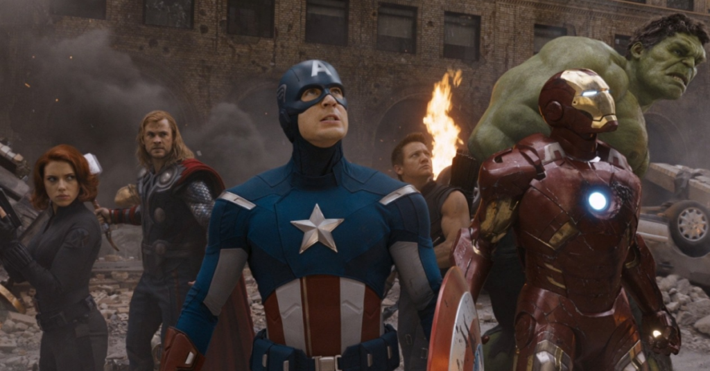 Thunderbolts* Losing Millions of Dollars Exposes 1 Big Problem for Kevin Feige After OG Avengers Left MCU 2 The OG Avengers team looking up at the sky
