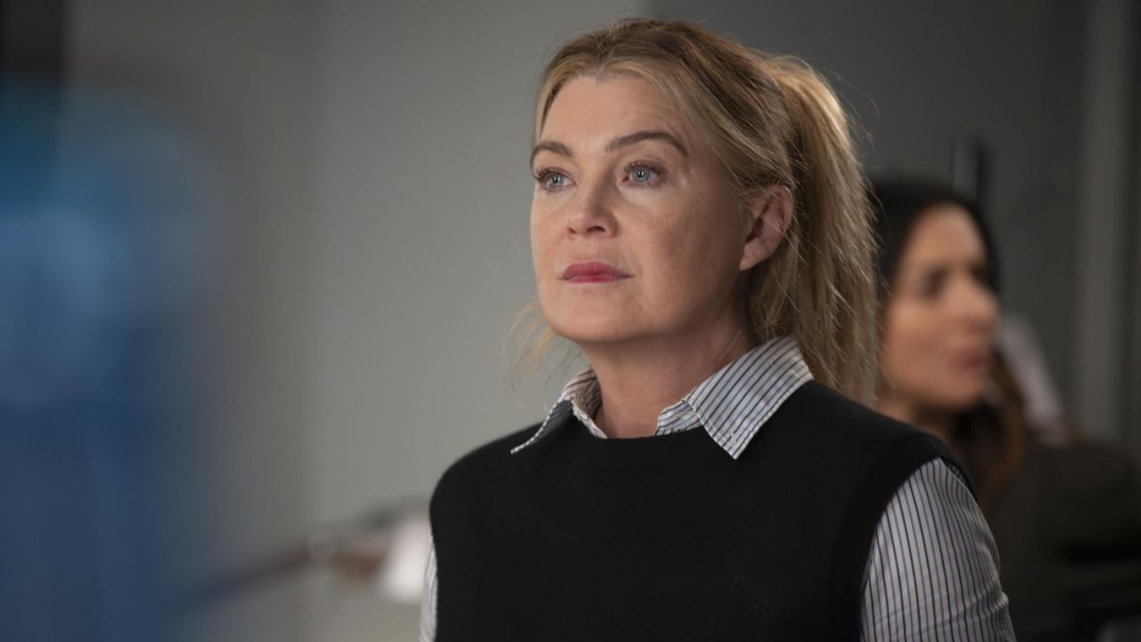 Ellen Pompeo sternly looking at something in Grey's Anatomy