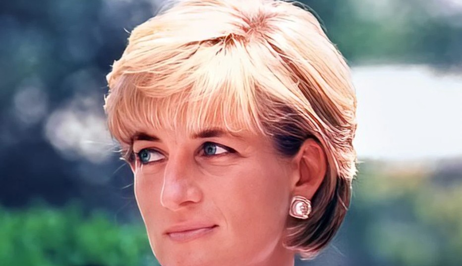 Which Movies Tell Princess Diana’s Story Best? 7 Films That Tried 7 Charles and Diana: Unhappily Ever After (1992) attempts to depict the collapse of the royal marriage.