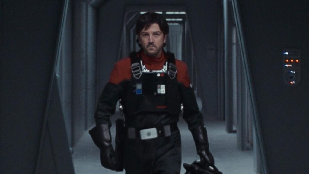 Diego Luna's 'Andor' Message Throws Away Its Politics That Makes 'Rogue One' Even Sadder 3 Diego Luna's Cassian Andor in Andor season 2