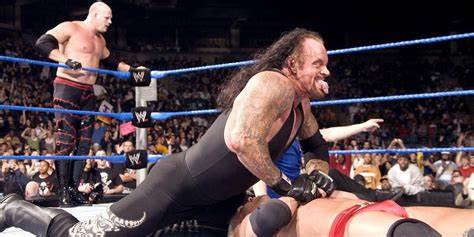 6 WWE Stars Who Can Make It in Game of Thrones