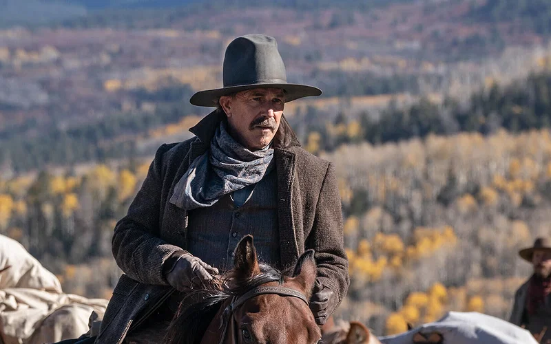 Kevin Costner's Hayes Ellison riding on a horse in Horizon: An American Saga