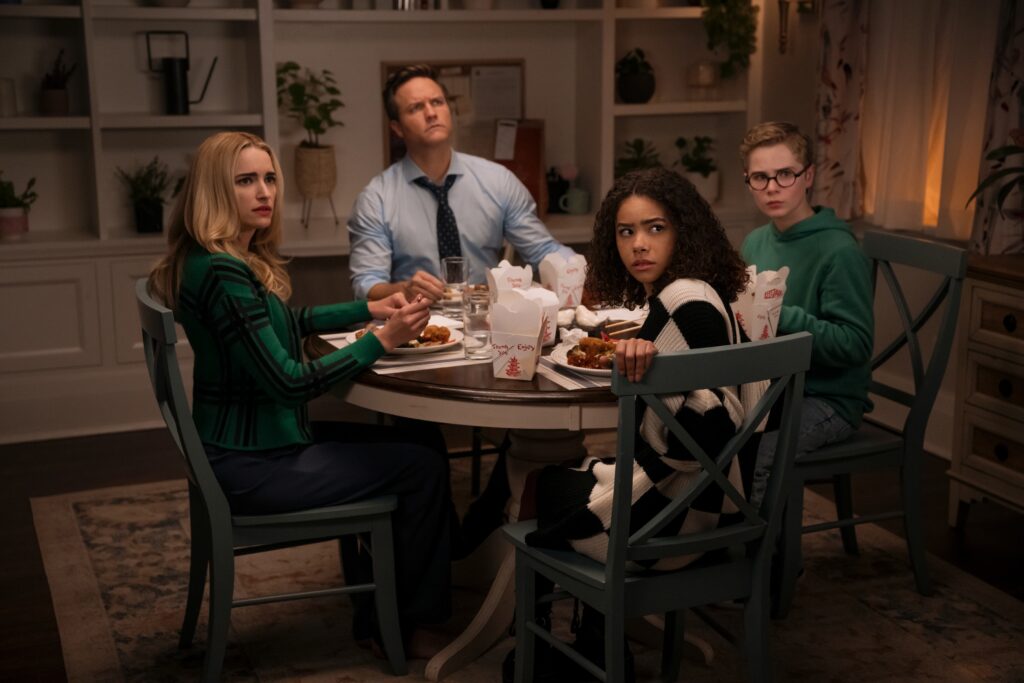 Ginny & Georgia Go Above and Beyond To Address One Major Issue in the Show: "We take a lot of care..." 2 Ginny & Georgia. (L to R) Brianne Howey as Georgia Miller, Scott Porter as Paul, Antonia Gentry as Ginny Miller, Diesel La Torraca as Austin Miller in episode 302 of Ginny & Georgia. Cr. Amanda Matlovich/Netflix © 2025
