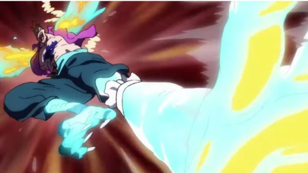 Was It a Mistake From Oda: How Did Marco Hurt King in His Invincible Form When Zoro Couldn't? 4 Marco attacking King in One Piece