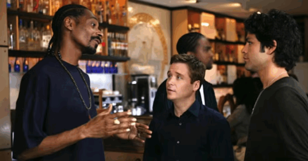 While You Wait for ‘Your Friends & Neighbors’ Season 2, This 8.4 IMDb Rated Show Now Streaming on HBO Max Is the Perfect Replacement 2 Snoop Dogg talking with the main characters in Entourage.