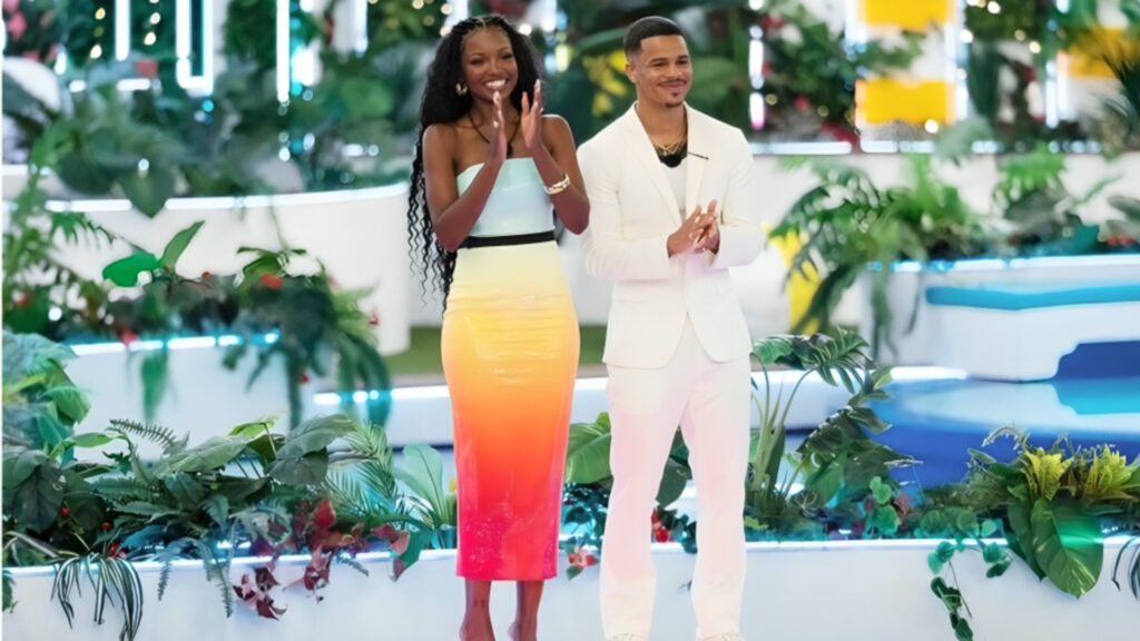 Love Island USA’s Austin Dropped One Line and Made Ace’s Whole Arc Irrelevant 2 Ace and Chelley in a scene from Love Island USA.