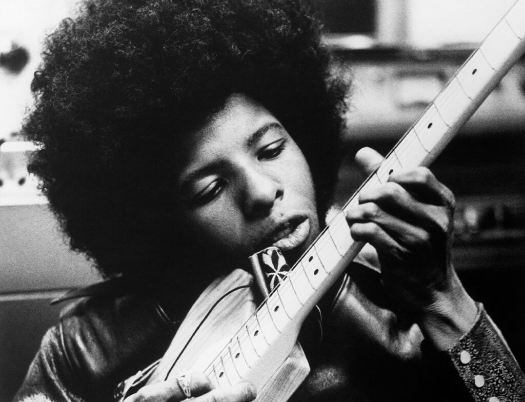 Why Did Sly Stone’s Band Fall Apart? 1960s Funk Legend Dies at 82 7 Funk musician Sly Stone died at the age of 82