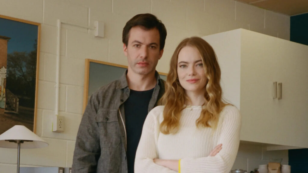 A 93% Rated TV Show Starring Emma Stone Is Christopher Nolan’s Favorite That He Compared With Twin Peaks 1 Nathan Fielder and Emma Stone as the Sigels in a still from The Curse