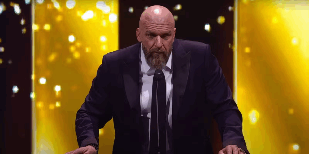 Triple H Looks Clearly Clueless About This WWE Champion's Booking 3 Triple H's early tenure as CCO was flwaless