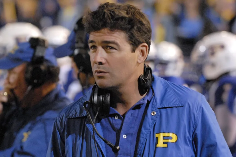 ‘Friday Night Lights’ Creator Peter Berg Isn’t Opposed to Old Faces Returning but Has a Strict Condition 1 Kyle Chandler in a still from Friday Night Lights
