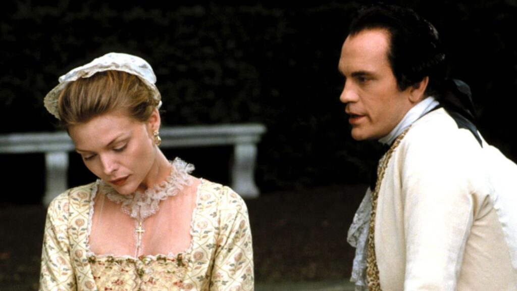 John Malkovich’s 10 Best Movies and the Role That Made Him Famous 3 Michelle Pfeiffer and John Malkovich talking to each other