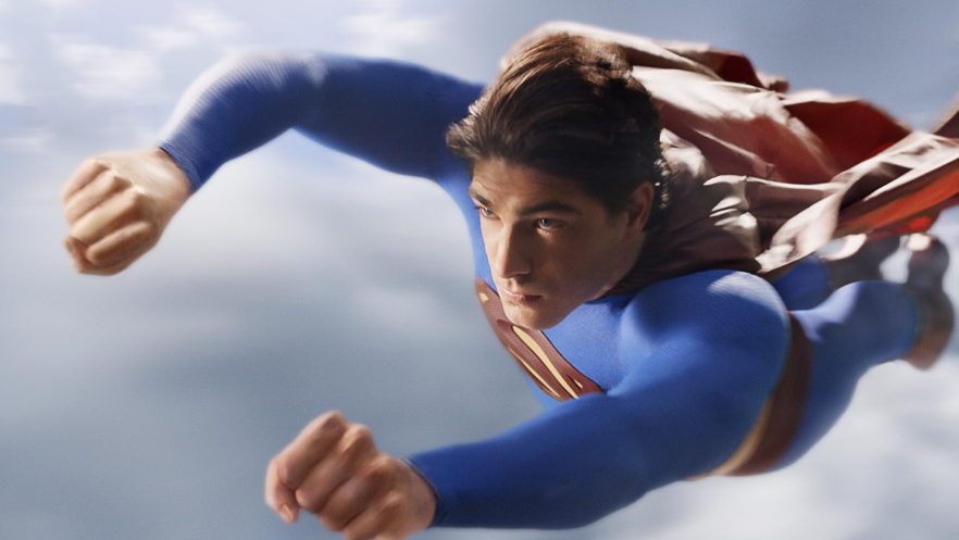 11 Things You Did Not Know About Superman’s Suit 3 Superman is shown flying through the air.