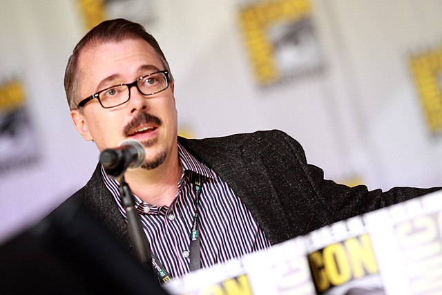 "Casting bad guys is easy": The X-Files Character No One Remembers Was Played by Bryan Cranston With Breaking Bad Creator’s Blessing 10 Vince Gilligan giving a speech