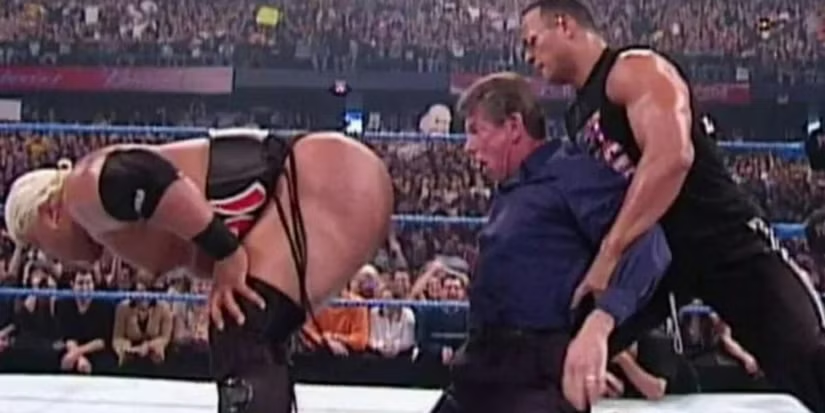 5 Most Infamous Rikishi Moments in WWE 4 Rikishi gave Stink Face to Vince McMahon