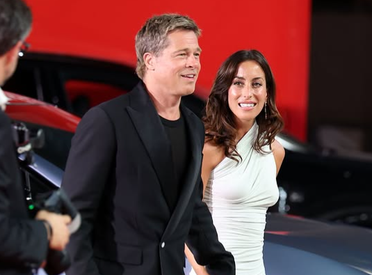 Who Is Ines De Ramon? All You Need To Know About Brad Pitt’s Girlfriend 1 Brad Pitt and Ines de Ramon holding hands