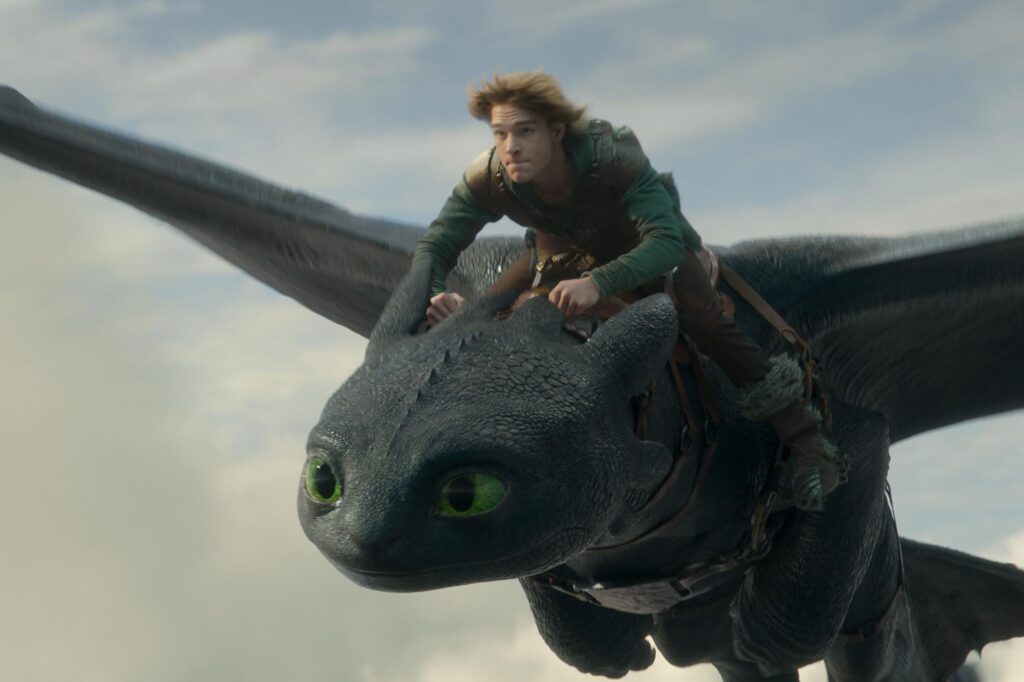 How to Train Your Dragon Remake Builds on a Forgotten Character From the Original Movies 1 Hiccup rides his dragon in How to Train Your Dragon