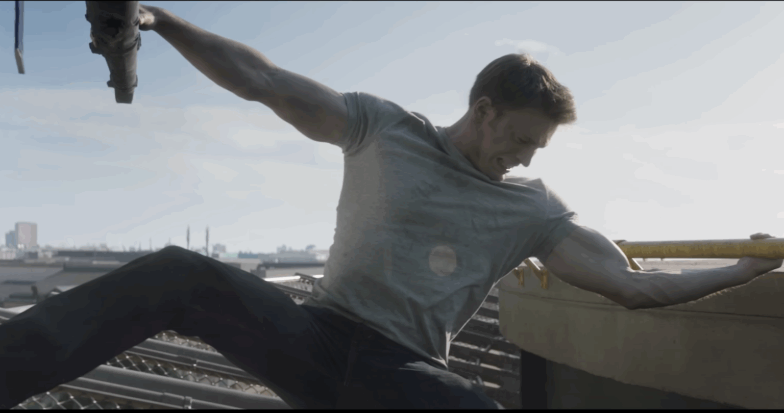 chris-evans-can-bicep-curl-a-helicopter-but-gets-humiliated-by-dakota