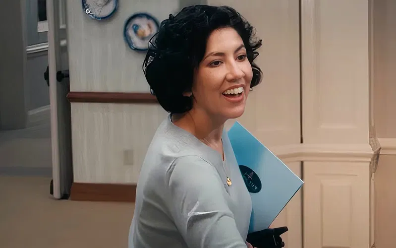 'A Man on the Inside': Season 3 Renewal Status & Season 2 Finale Recap 2