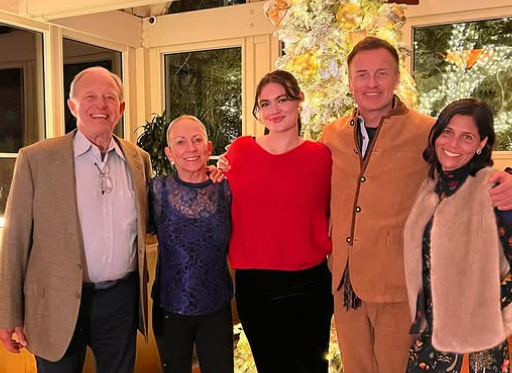 Fact Check: Is Pro Volleyball Player Elizabeth McMahon the Daughter of Fantastic Four's Julian McMahon? 3 Julian McMahon with his daughter Madison and family in a picture shared by his daughter on Instagram
