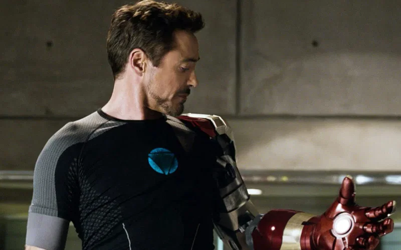 True Rdj MCU Director Calls One RDJ Film The Best Marvel Christmas Movie That ...
