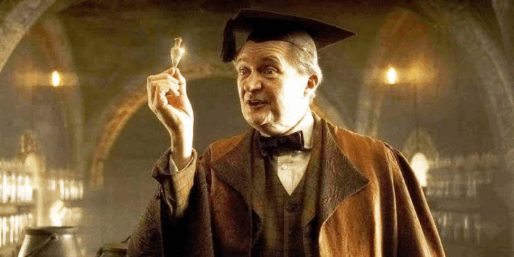 All Harry Potter Wands Ranked Weakest to Strongest in Spellcasting